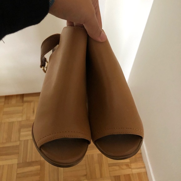 Heels from Aldo in very good condition! Never used - Picture 3 of 6